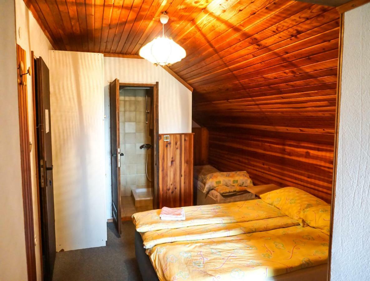 Guest House Beli Kamen Vojsko Екстериор снимка
